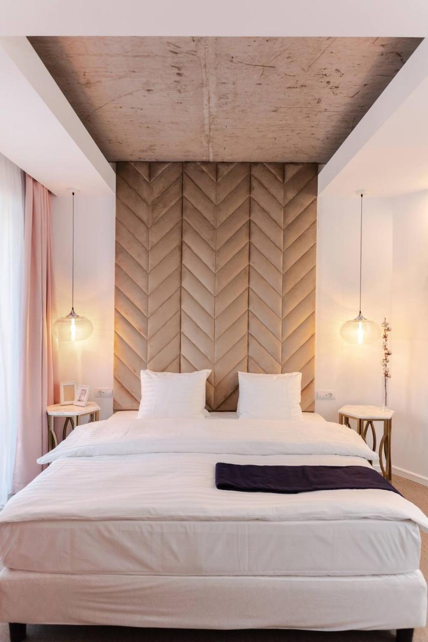 Filitti Boutique Hotel Bukares Bagian luar foto